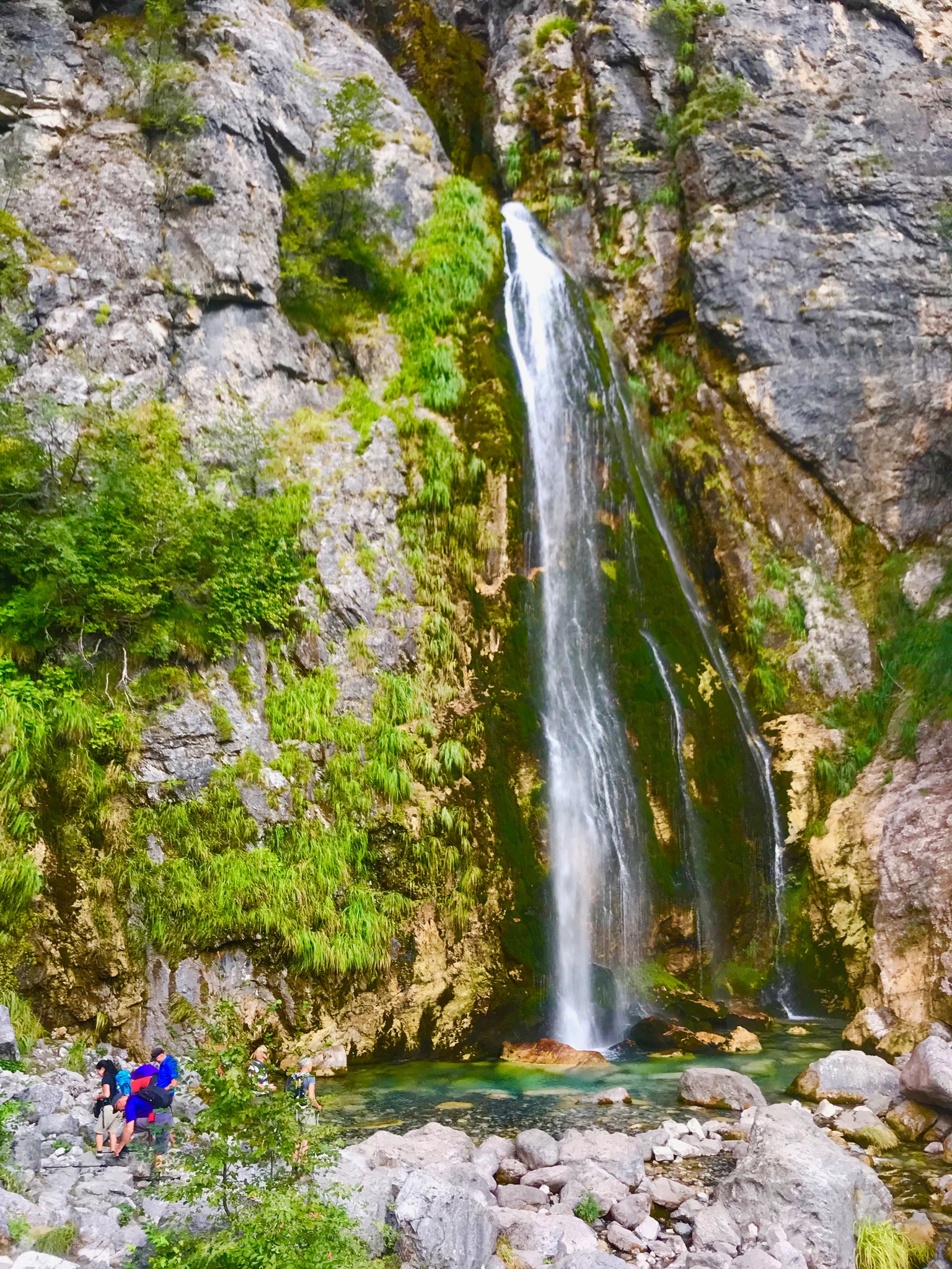 vattenfall-vandring-albanien-reseskaparna - Reseskaparna