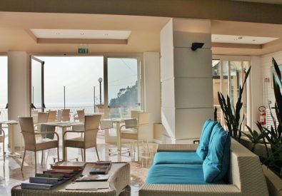Taormina:  Baia Azzurra***