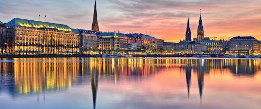 Hamburg Julmarknadsresa med Senioren hero image