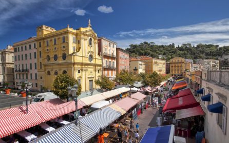 Stadspromenad i Nice image