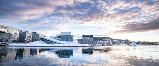 Nyår i Oslo med opera hero image