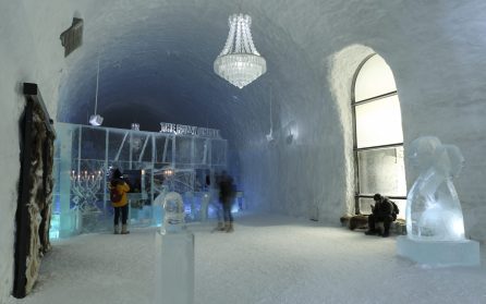 Jukkasjärvi, ishotellet och samevistet image