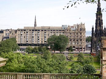 Mercure Edinburgh Princes Street Hotel***