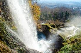 Termalmbad & vattenfall image