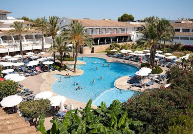 BEACH CLUB FONT DE SA CALA ****