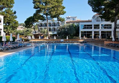 BEACH CLUB FONT DE SA CALA ****