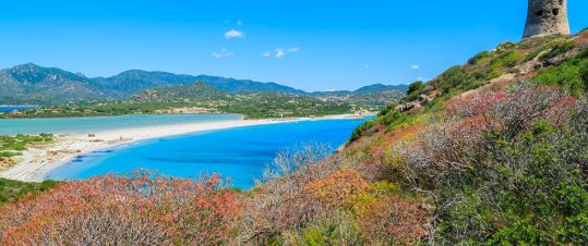 Sardinien – En vacker, mystisk och stolt ö hero image